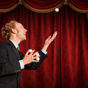 Zauberer und Jongleur für Events in Hamburg - Profizauberer Johannes Arnold