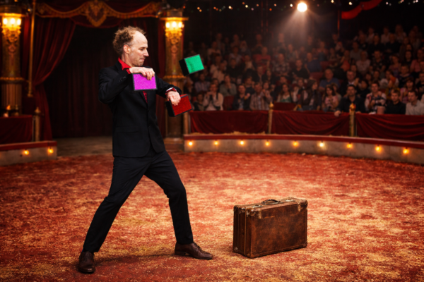 Jongleur Hamburg mit Jonglierkunst buchen