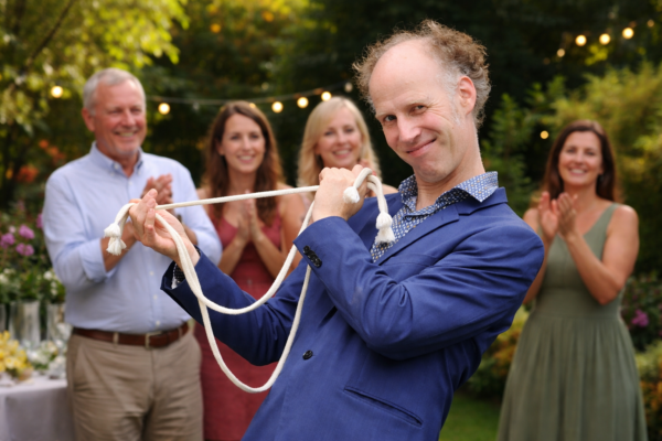 Stand Up Show auf Gartenparty